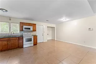 2128 Fairway Ct SE, Conyers, GA 30013 - Photo 5