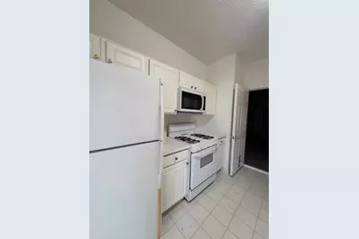 1693 Woodsford Road NW, Kennesaw, GA 30152 - Photo 3