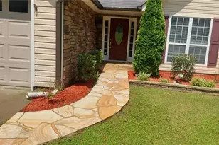 4215 Hamilton Walk Dr, Buford, GA 30519 - Photo 5