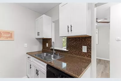 2164 Monroe Avenue, Macon, GA 31204 - Photo 9