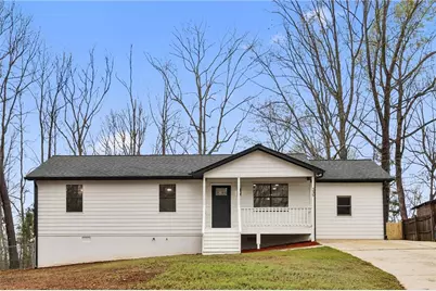 235 Poplar St, Buford, GA 30518 - Photo 1