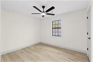 235 Poplar St, Buford, GA 30518 - Photo 13