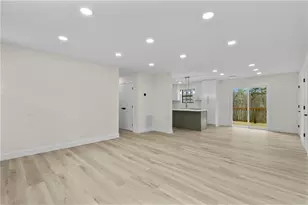 235 Poplar St, Buford, GA 30518 - Photo 3