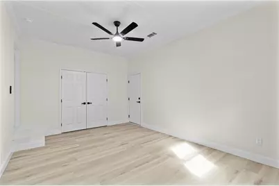 235 Poplar St, Buford, GA 30518 - Photo 19