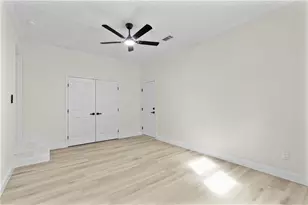 235 Poplar St, Buford, GA 30518 - Photo 19