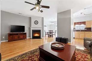 3836 Pleasant Oaks Dr, Lawrenceville, GA 30044 - Photo 5