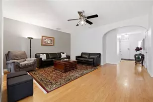 3836 Pleasant Oaks Dr, Lawrenceville, GA 30044 - Photo 7