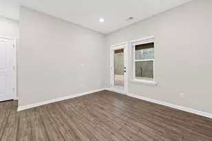 2247 Pink Hawthorn Dr, Buford, GA 30518 - Photo 7