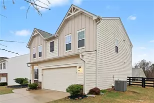 4635 Bluffton Ct, Cumming, GA 30028 - Photo 3