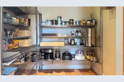 2837 N Hills Drive NE, Atlanta, GA 30305 - Photo 17