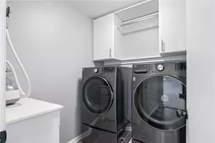 1013 Lenox Valley Dr NE, Atlanta, GA 30324 - Photo 37