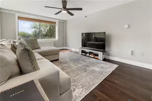 2479 Peachtree Rd NE, Atlanta, GA 30305 - Photo 11