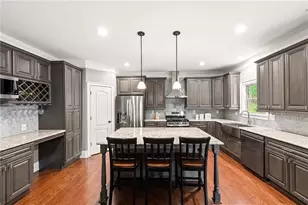 2559 Park Estates Dr, Snellville, GA 30078 - Photo 15