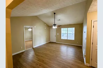 122 Oriole Drive, Jonesboro, GA 30238 - Photo 7