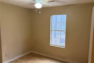 122 Oriole Dr, Jonesboro, GA 30238 - Photo 11