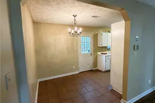 122 Oriole Dr, Jonesboro, GA 30238 - Photo 9