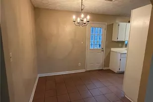 122 Oriole Dr, Jonesboro, GA 30238 - Photo 5