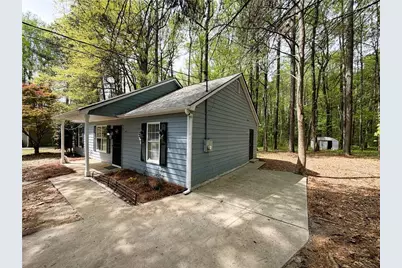 122 Oriole Drive, Jonesboro, GA 30238 - Photo 1