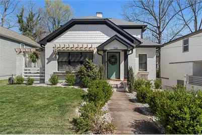 704 Rochelle Drive SW, Atlanta, GA 30310 - Photo 1