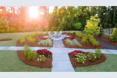 3029 Champions Way, Loganville, GA 30052 - Photo 9