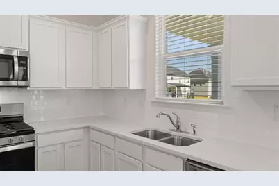 3029 Champions Way, Loganville, GA 30052 - Photo 15