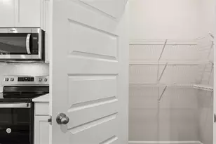 825 Trillium Dr, Locust Grove, GA 30248 - Photo 15