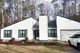 125 Apple Valley, Woodstock, GA 30188 - Photo 1