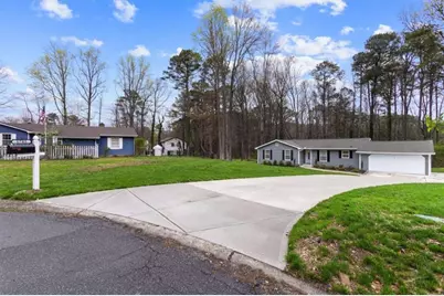 1785 Woodhaven Terrace, Lawrenceville, GA 30043 - Photo 3