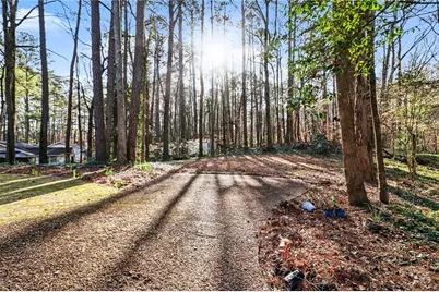 2980 Duke Of Gloucester Street, Atlanta, GA 30344 - Photo 27