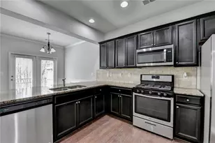 2755 Maple Park Pl, Cumming, GA 30041 - Photo 3