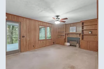 905 Sweet Briar Lane, Conyers, GA 30094 - Photo 9