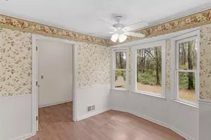 905 Sweet Briar Ln, Conyers, GA 30094 - Photo 7