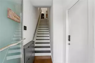 201 Howard St SE, Atlanta, GA 30317 - Photo 5