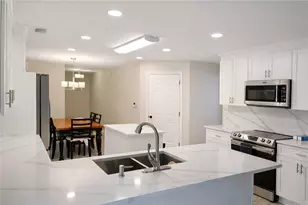 1020 Chandler Ridge Dr, Lawrenceville, GA 30045 - Photo 9