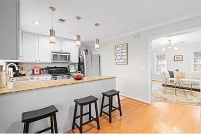 1101 Collier Road NW #T5, Atlanta, GA 30318 - Photo 11