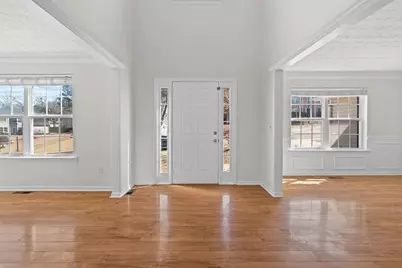 670 Roxford Ln, Buford, GA 30518 - Photo 7