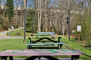 4011 Arden Way NE, Atlanta, GA 30342 - Photo 57