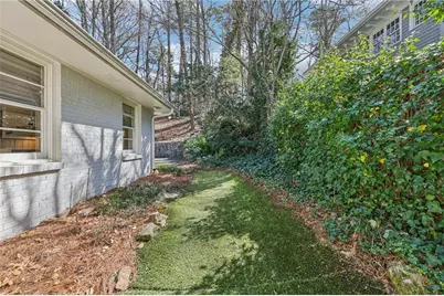 4011 Arden Way NE, Atlanta, GA 30342 - Photo 39