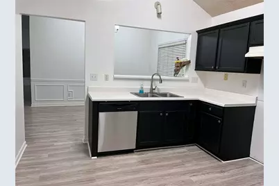 2400 Miller Oaks Circle, Decatur, GA 30035 - Photo 3