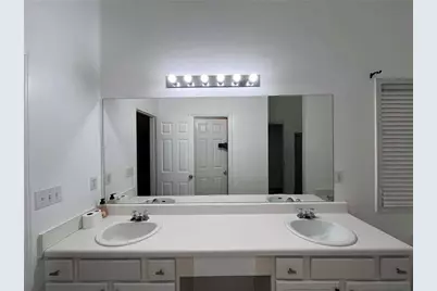 2400 Miller Oaks Circle, Decatur, GA 30035 - Photo 7