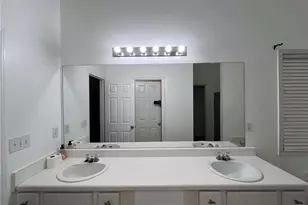 2400 Miller Oaks Cir, Decatur, GA 30035 - Photo 7