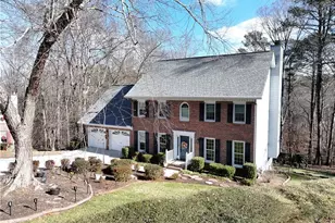 1364 Bywood Ct, Suwanee, GA 30024 - Photo 7