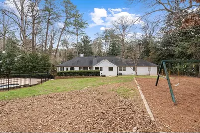 1129 E Beechwood Drive NW, Atlanta, GA 30327 - Photo 25