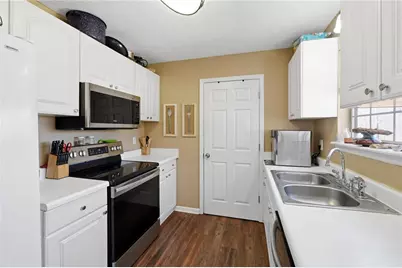 328 Highland Estate, Commerce, GA 30529 - Photo 9