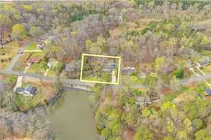 4929 Joy Ln S W, Lilburn, GA 30047 - Photo 81