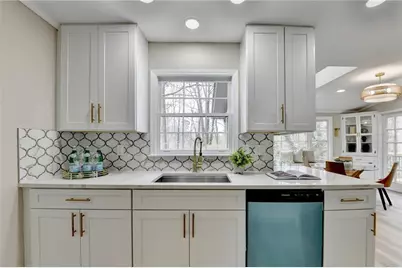 4929 Joy Lane SW, Lilburn, GA 30047 - Photo 19