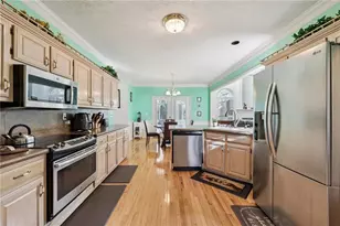 5700 Thrasher Ln SW, Conyers, GA 30094 - Photo 11