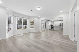 1150 River Overlook Dr, Lawrenceville, GA 30043 - Photo 13