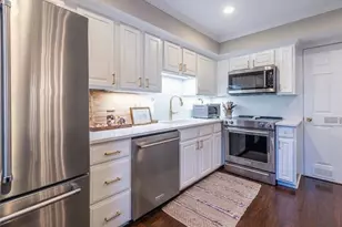 12 Bassett Hall Pl NW, Atlanta, GA 30318 - Photo 11