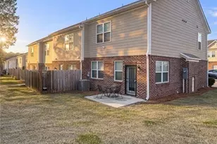 1626 Larkspur Trail, Conyers, GA 30012 - Photo 3